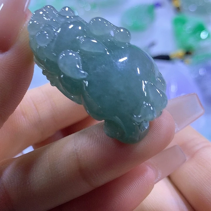 翡翠未镶嵌颈饰天然翡翠A货吊坠