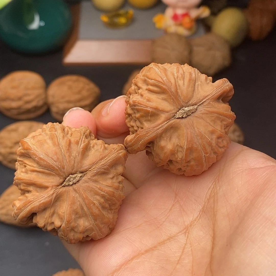 把件文玩核桃球白43