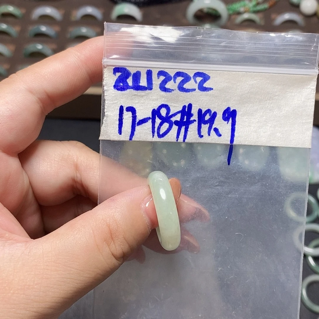 未镶嵌定制翡翠翡翠