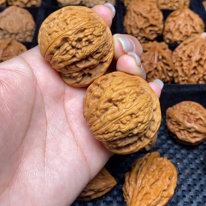 秦岭野生文玩核桃83