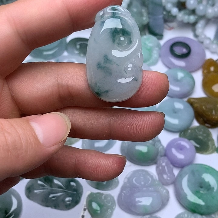 翡翠未镶嵌颈饰天然翡翠