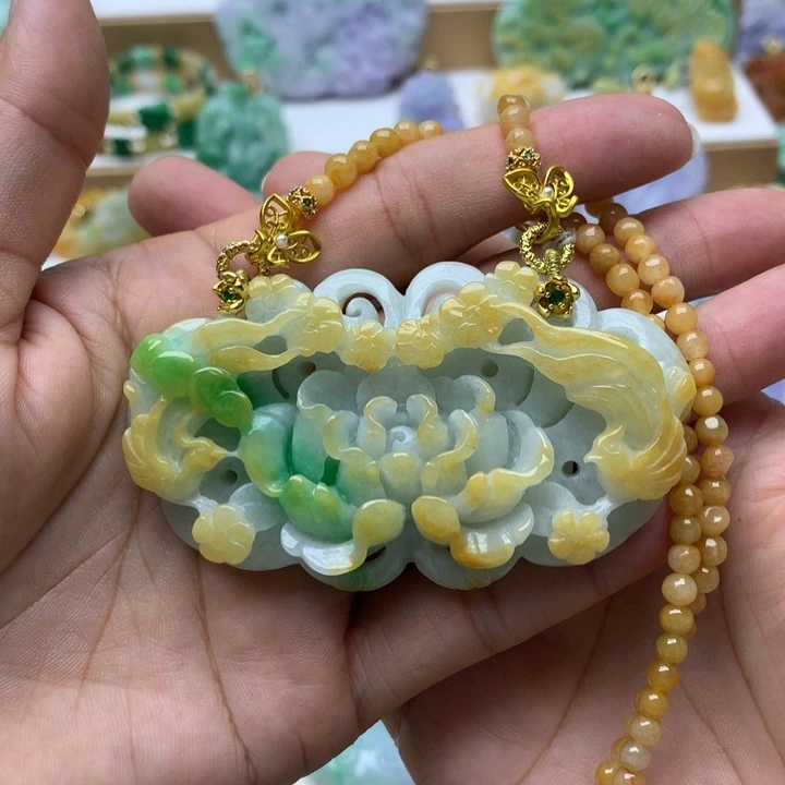 颈饰未镶嵌翡翠翡翠