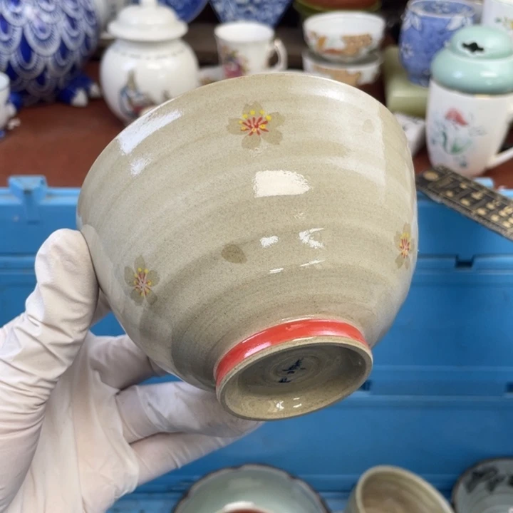 他家瓷器真美…开播了