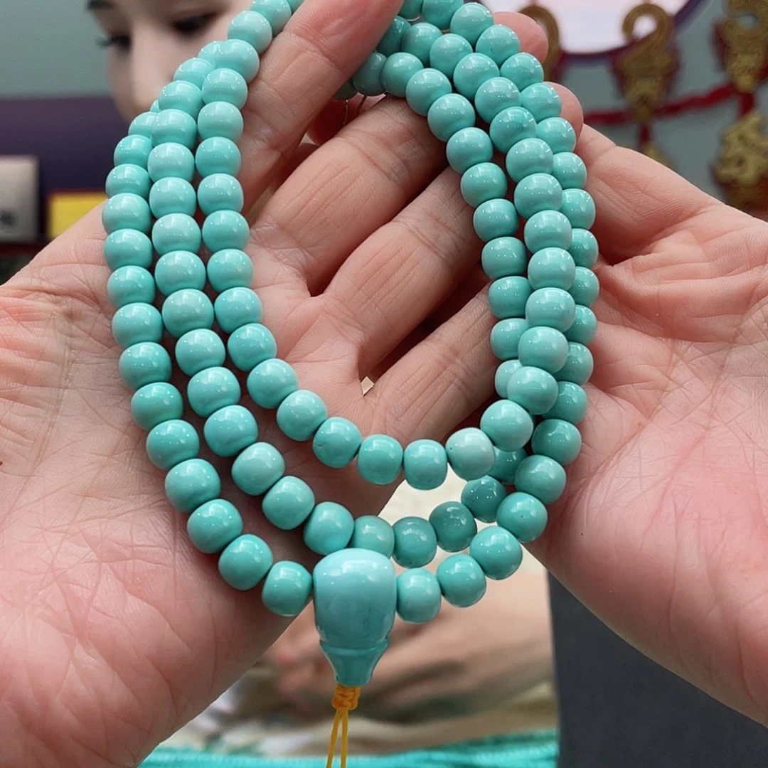 绿松石颈饰未镶嵌