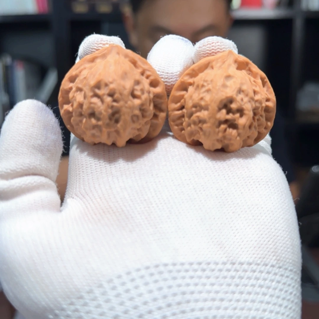 文玩核桃吊坠汉高灯38