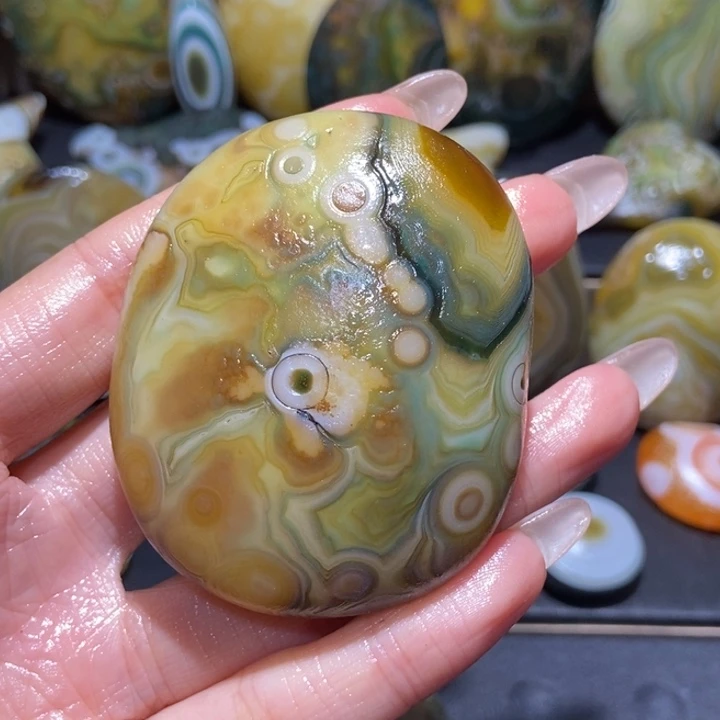 【闪购商品】未镶嵌玛瑙/玉髓珠宝奇石o o