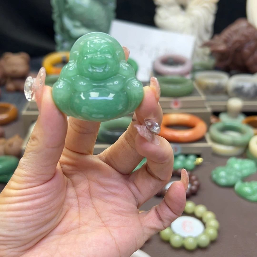 未镶嵌手镯石英岩玉