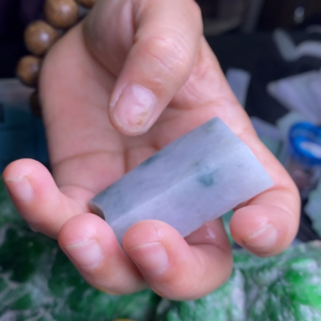 定制翡翠未镶嵌