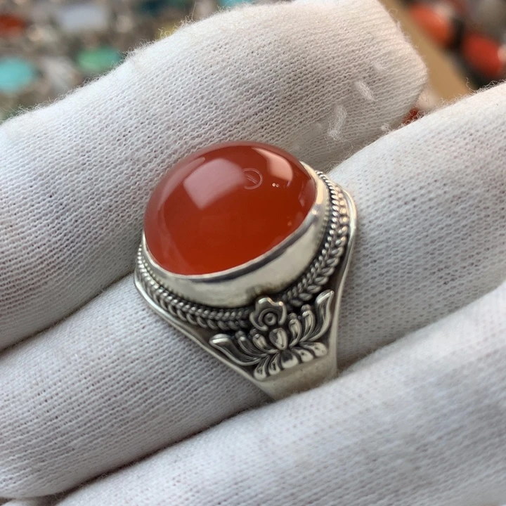 南红玛瑙戒指足银镶嵌