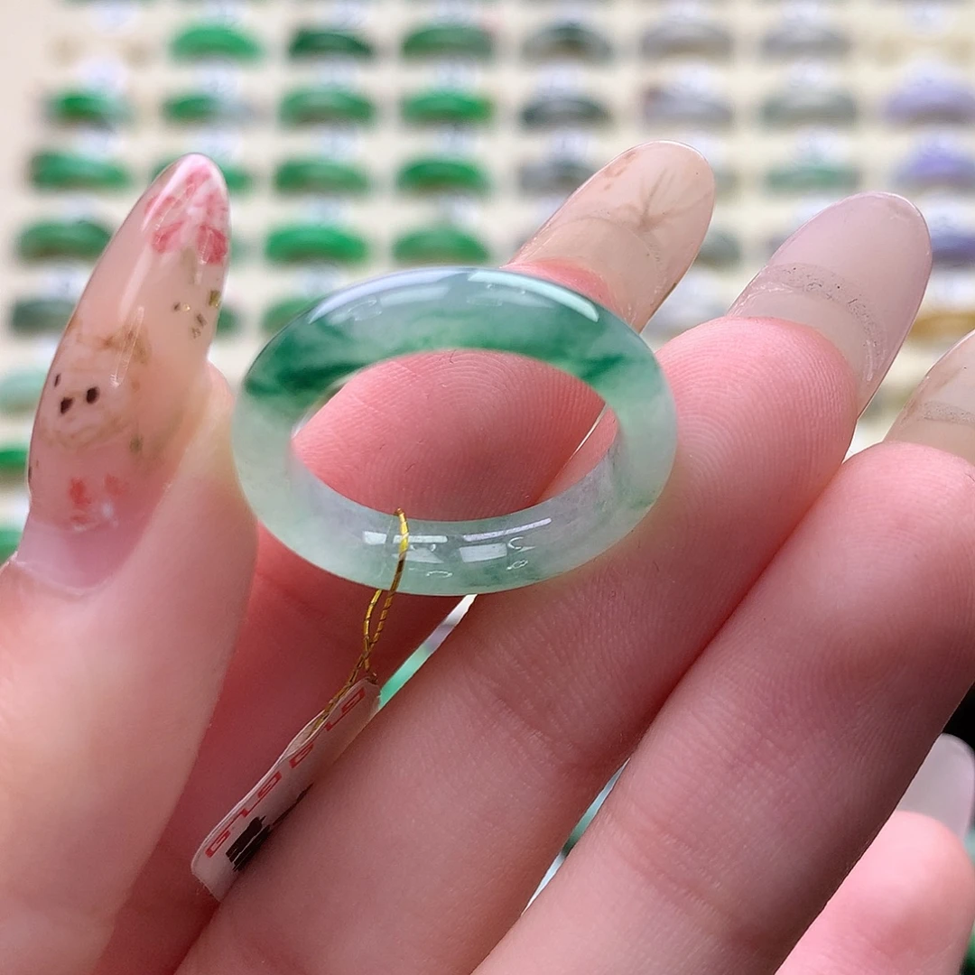 翡翠未镶嵌戒指港14