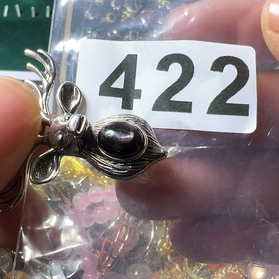 石英质玉颈饰未镶嵌