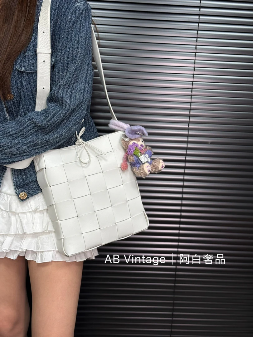 95新 BOTTEGA VENETA/葆蝶家 阿白奢品/BV 编织竖版托特包