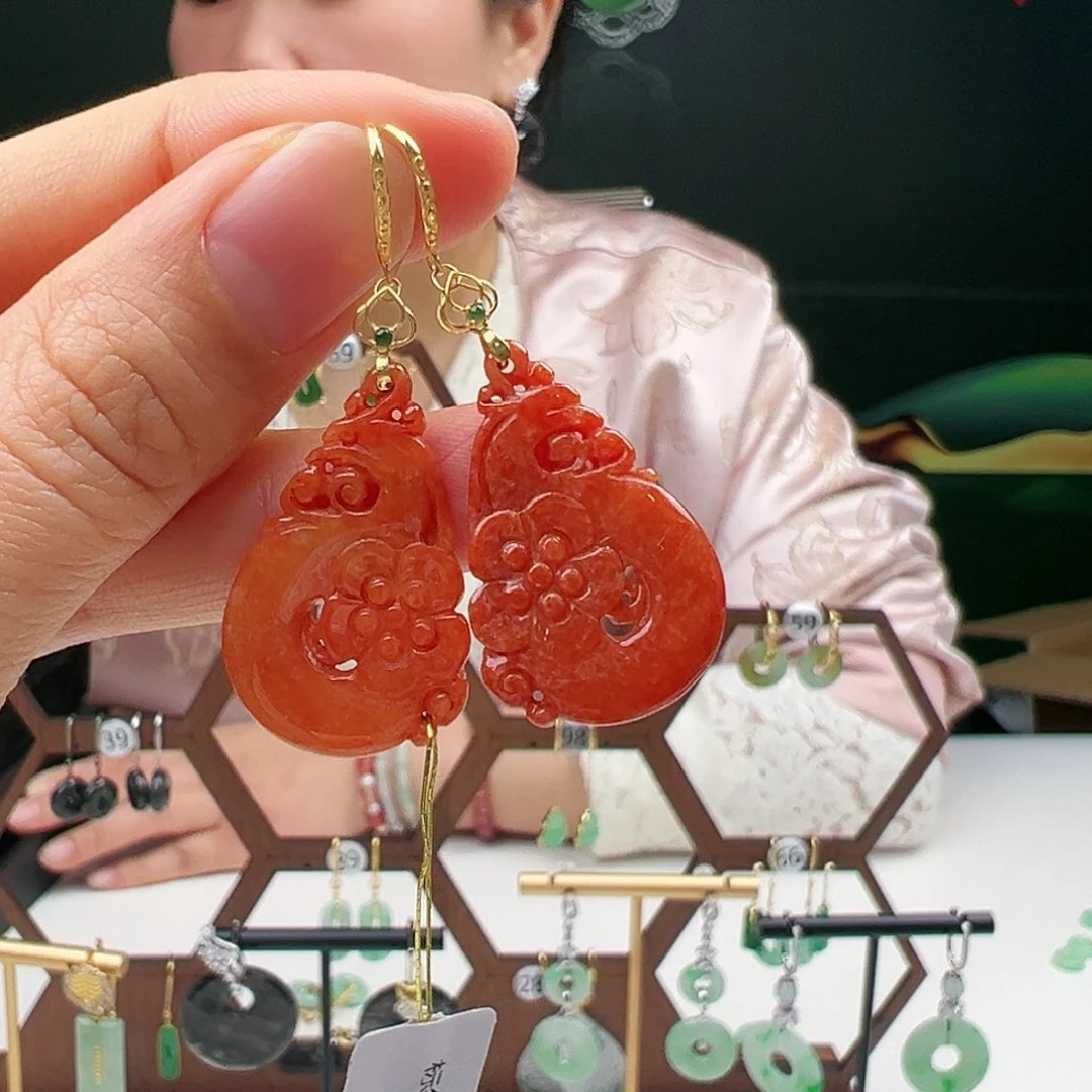 翡翠耳饰18K金镶嵌天然翡翠