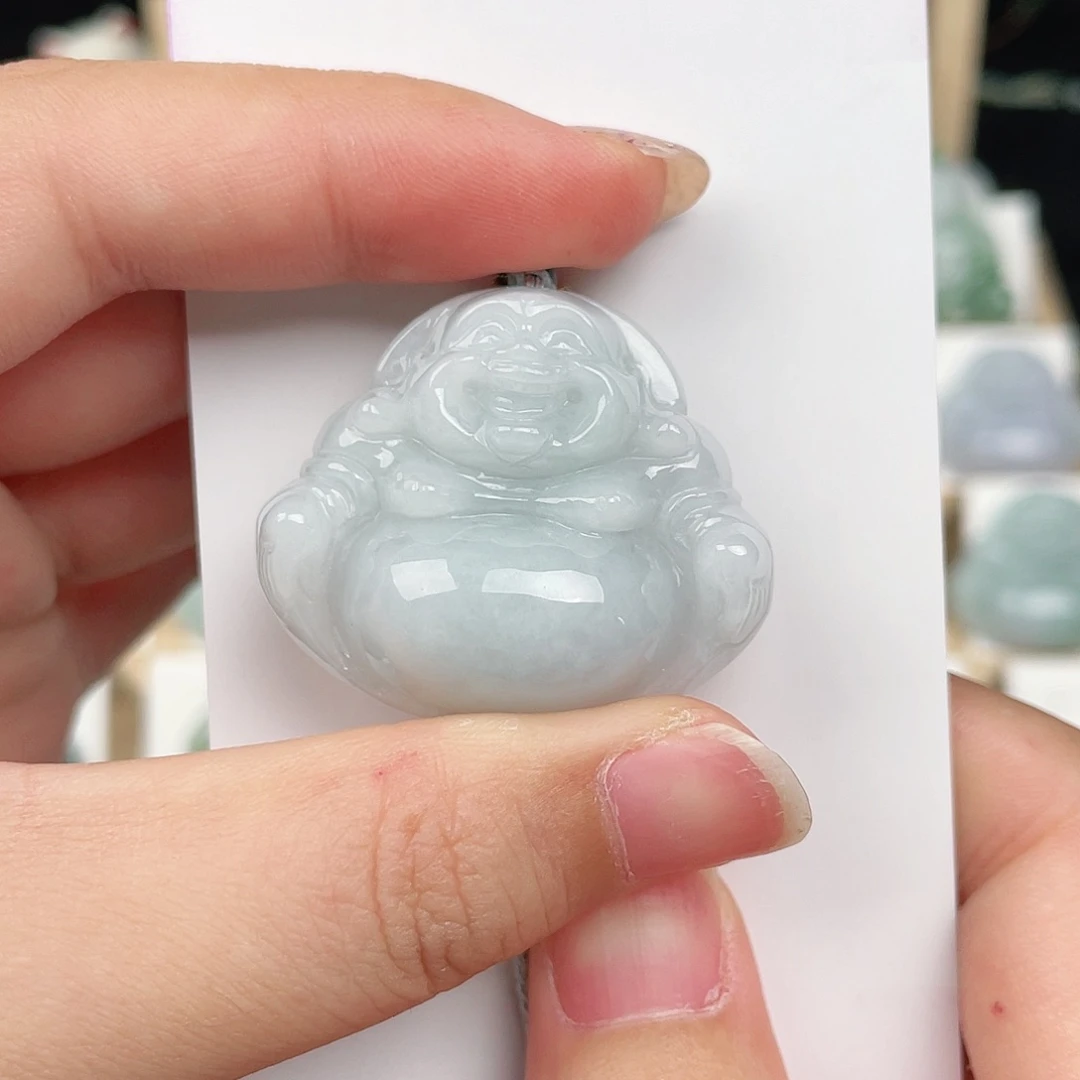 翡翠未镶嵌颈饰佛公