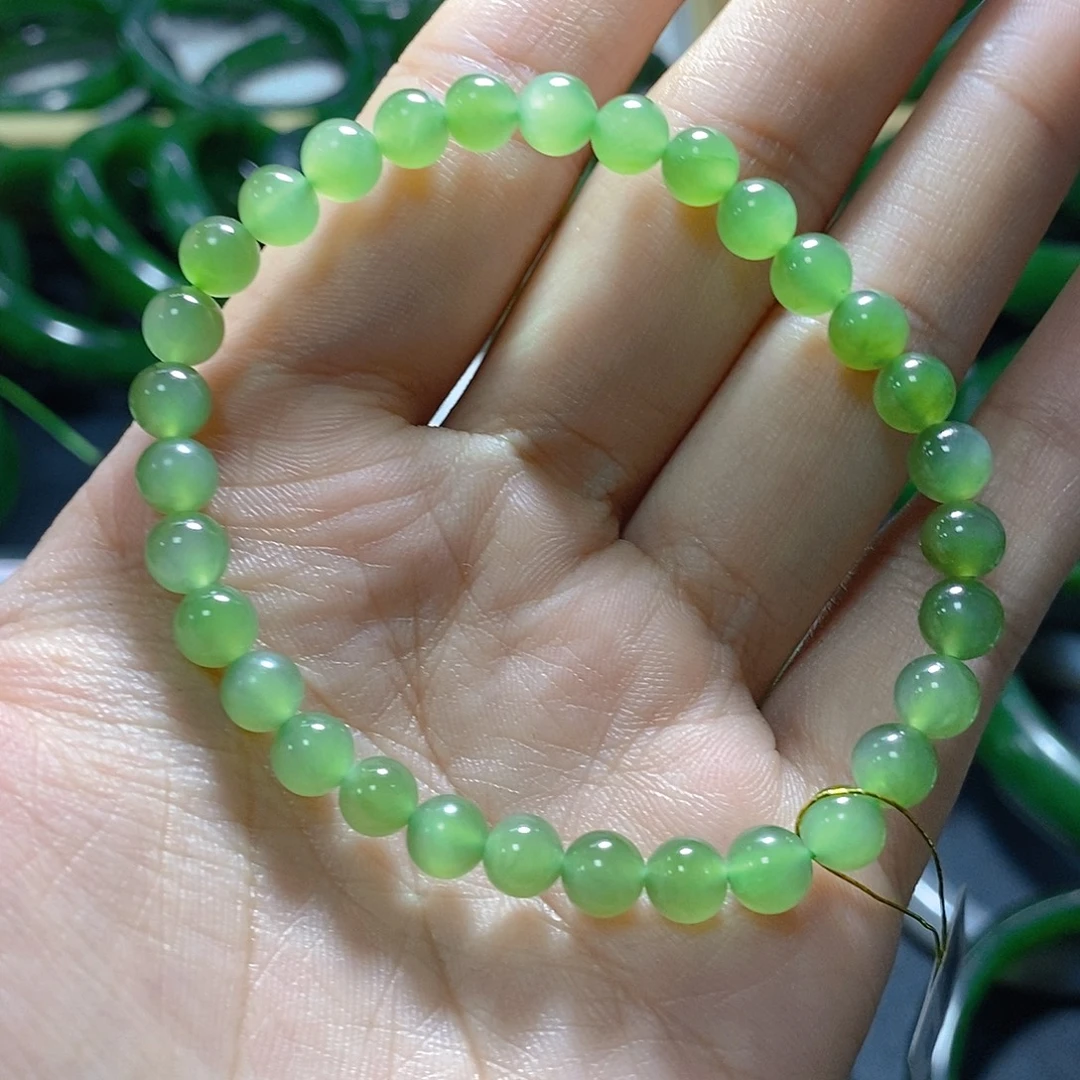 和田玉（碧玉）未镶嵌手链