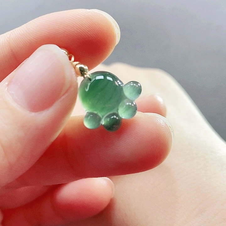 翡翠未镶嵌手镯（圆镯）