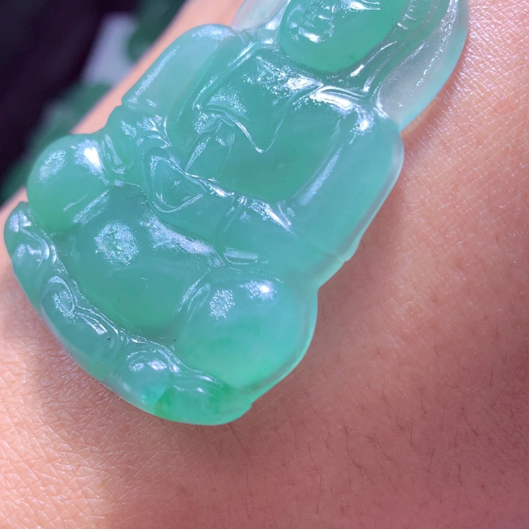 安****定制翡翠未镶嵌天然翡翠A货毛货挂件