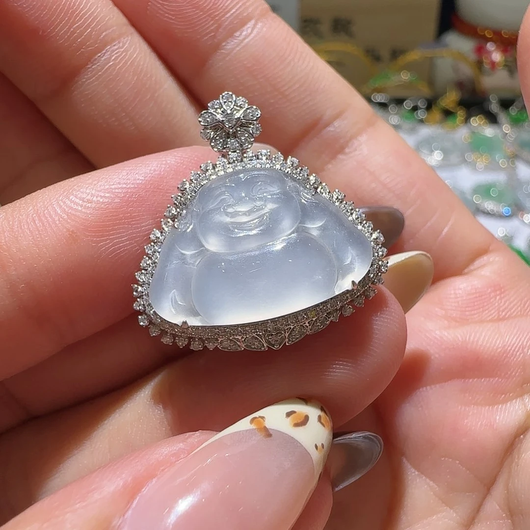 【闪购商品】颈饰18K金镶嵌翡翠天然