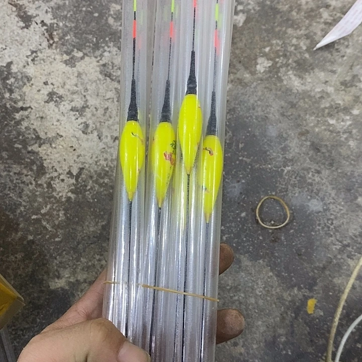 黄色电子鱼漂发3根。