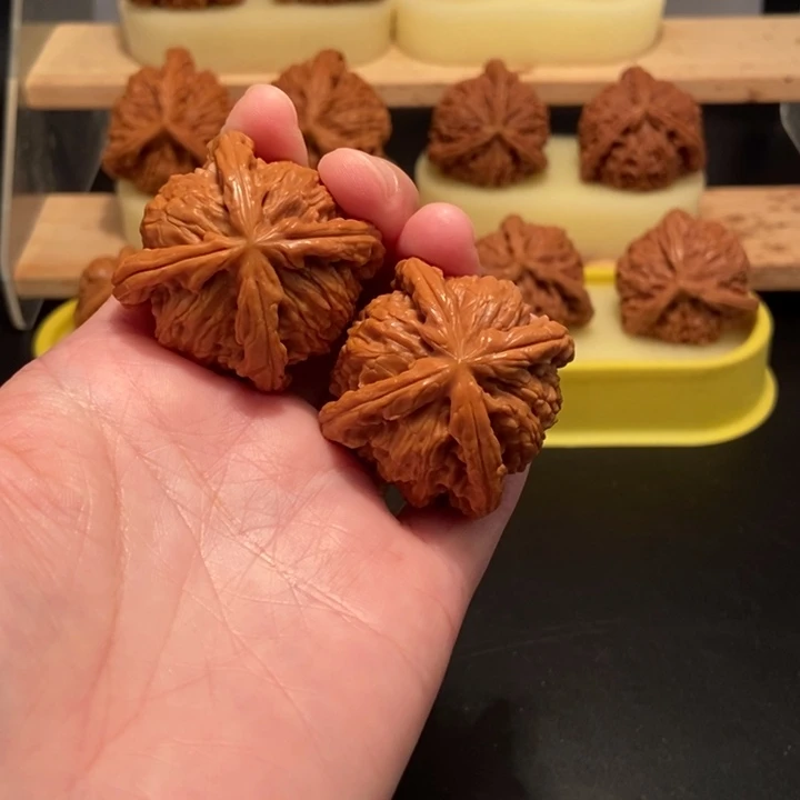 文玩核桃把件U****I文玩核桃