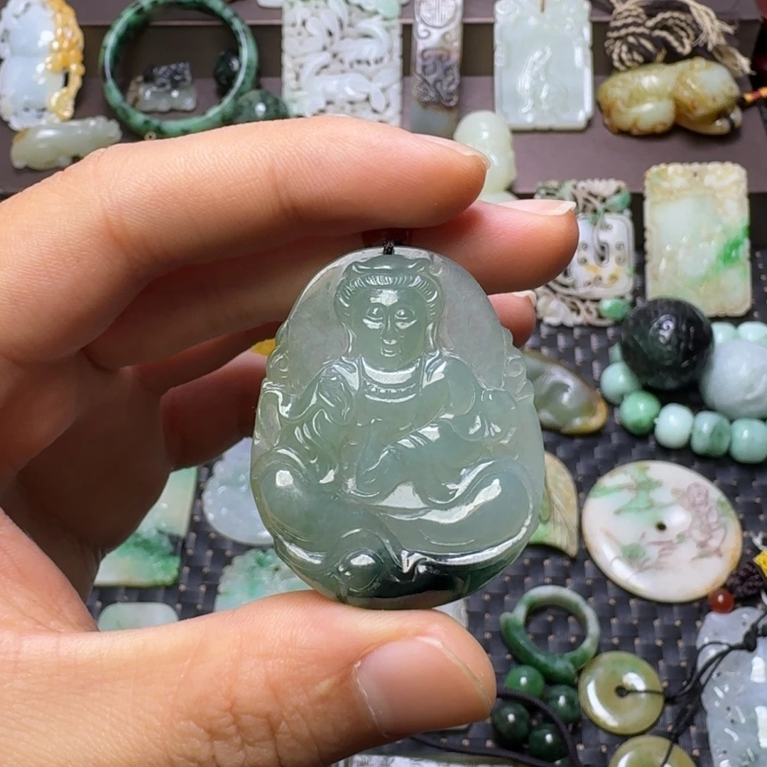 大***T翡翠未镶嵌颈饰翡翠颈饰未镶嵌