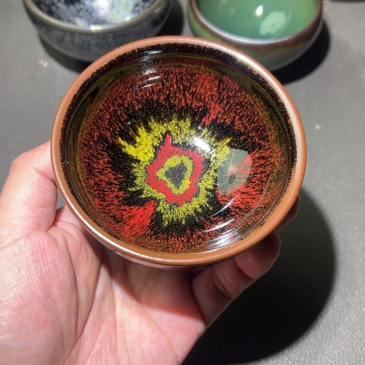 茶盏我们是有共同话题
