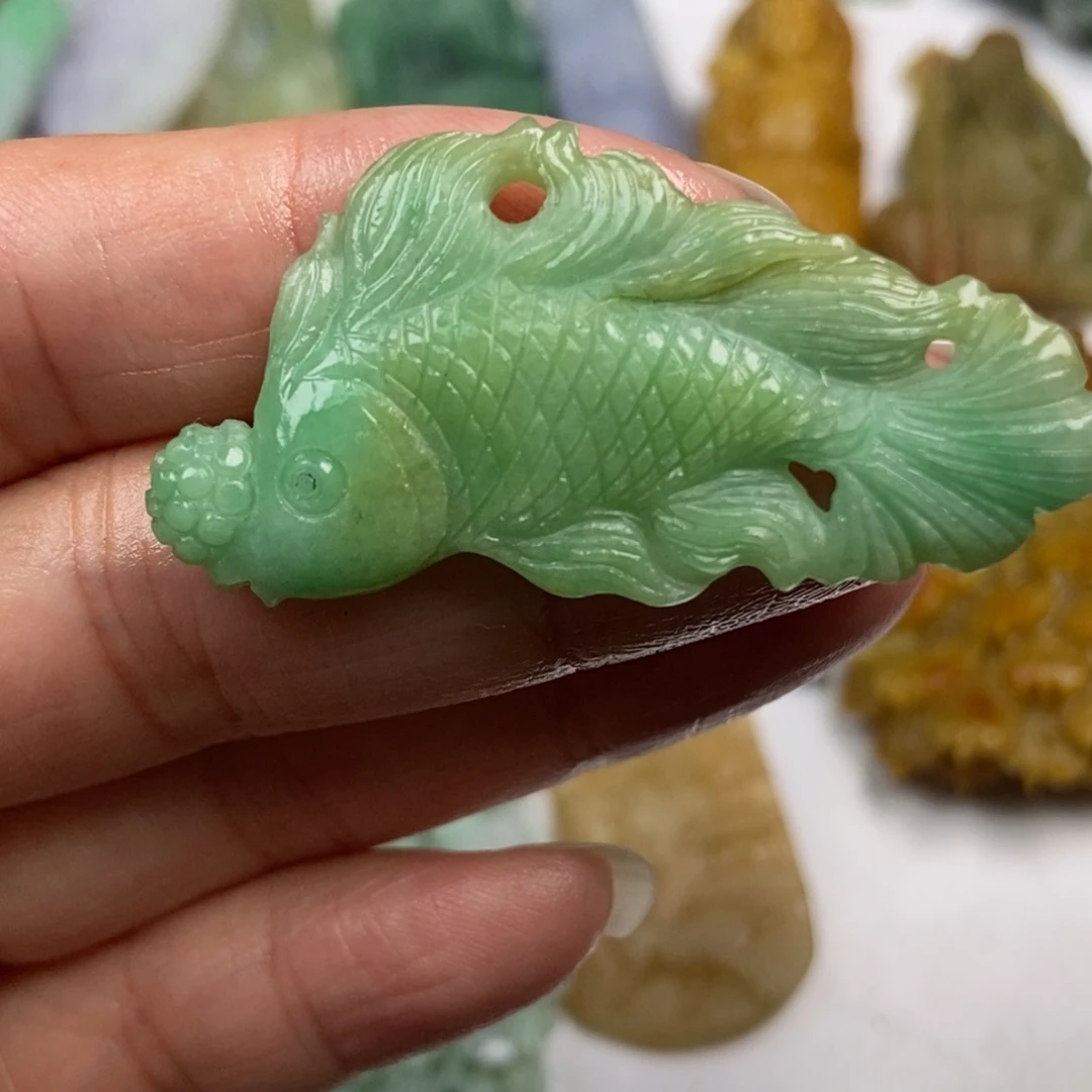 定制翡翠未镶嵌翡翠