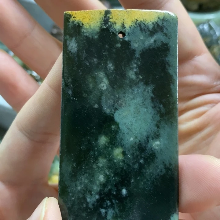 未镶嵌手链岫岩河磨玉（透闪石质玉）