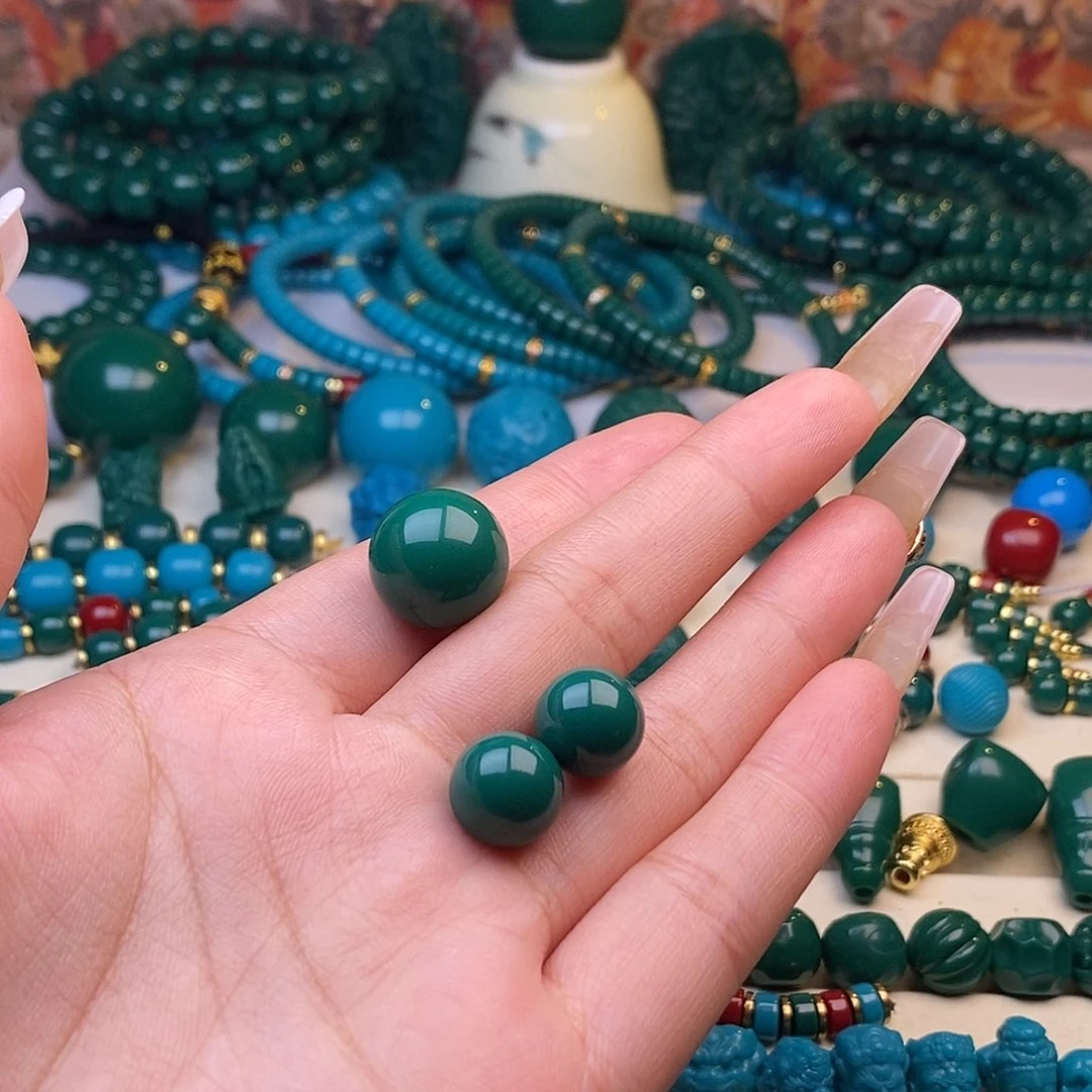 颈饰琉璃三*辉圆珠卡15一颗卡12一对