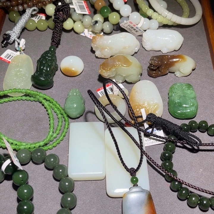 和田玉（糖玉）未镶嵌手链