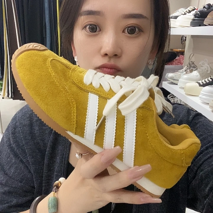 板鞋35脚入手一双