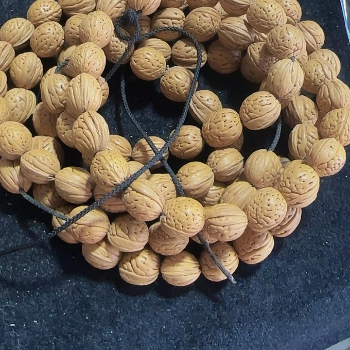 20号野生桃核盘锦金豆脖挂
