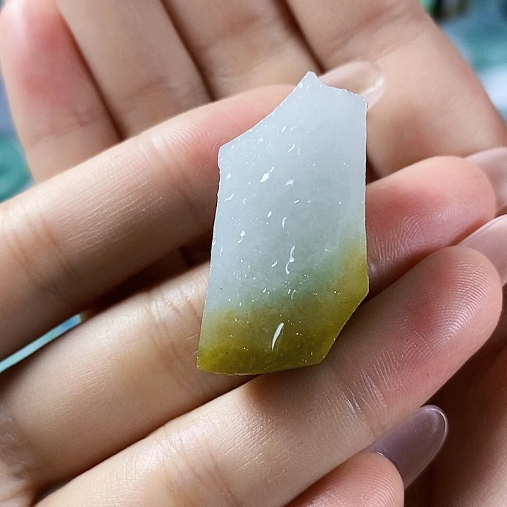 未镶嵌定制翡翠翡翠