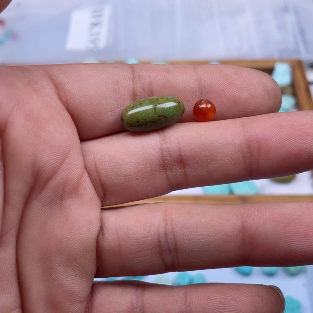 颈饰未镶嵌南红玛瑙196