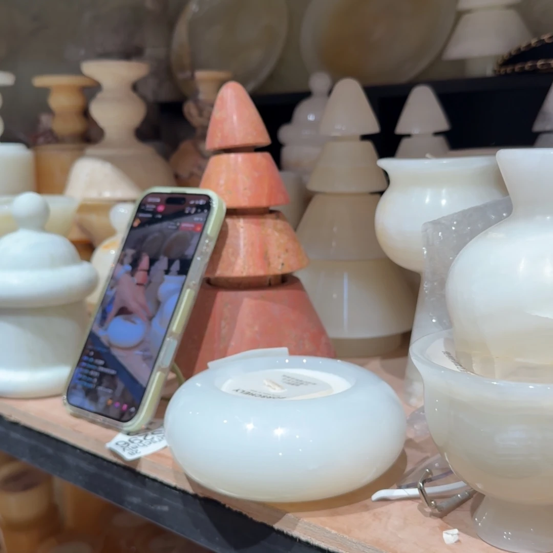 大理石t326。   两个亿