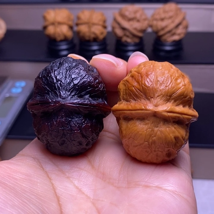 把件文玩核桃玉罗汉双色球54
