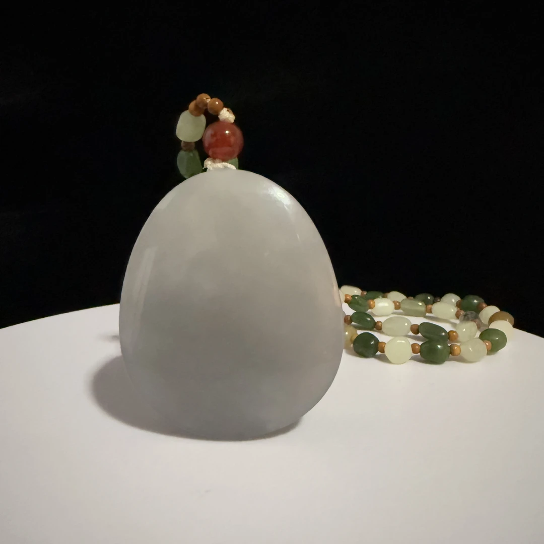 lot67038  和田玉挂件51.4*43.2*12.1mm