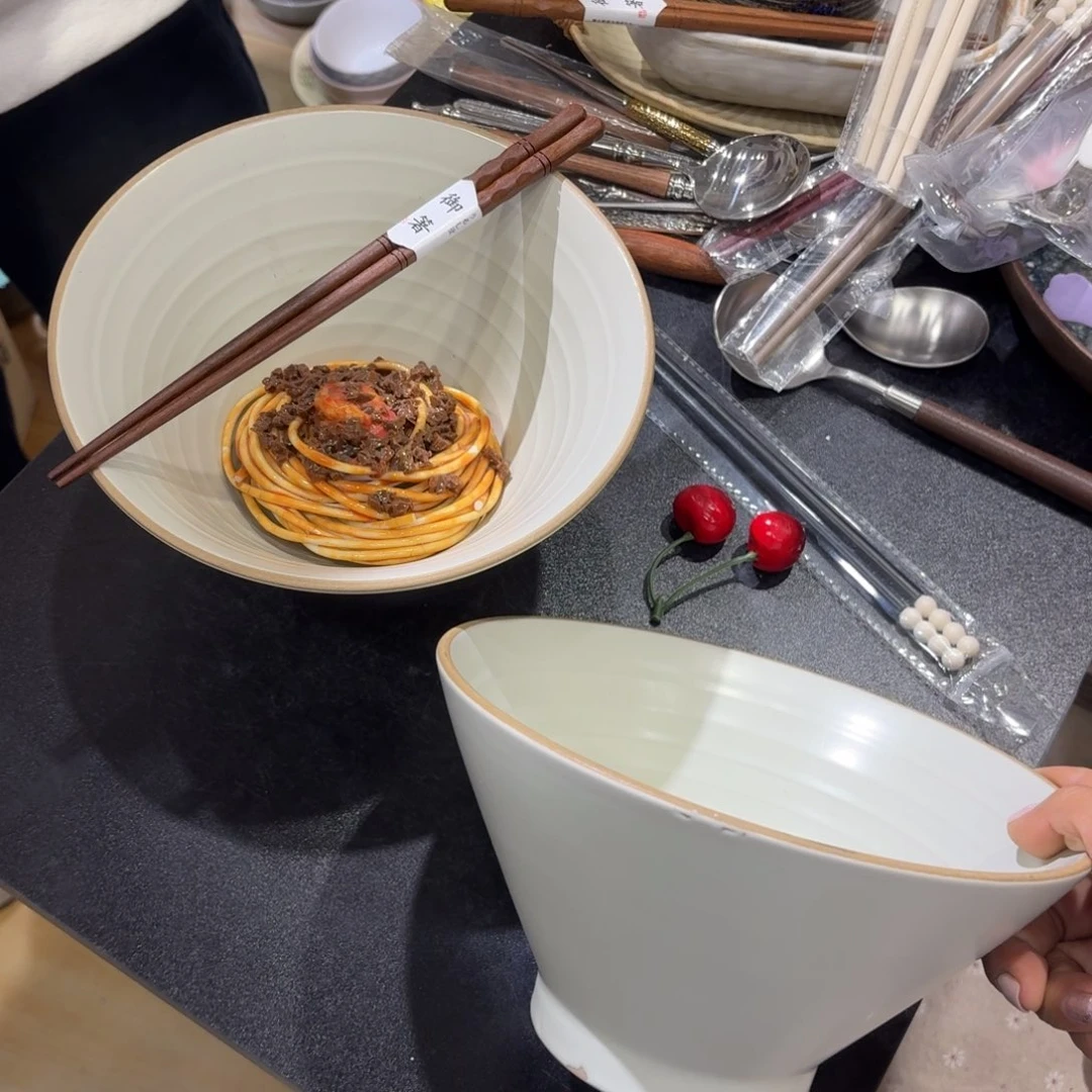 瓷微瑕特价处理两个面碗介意勿拍