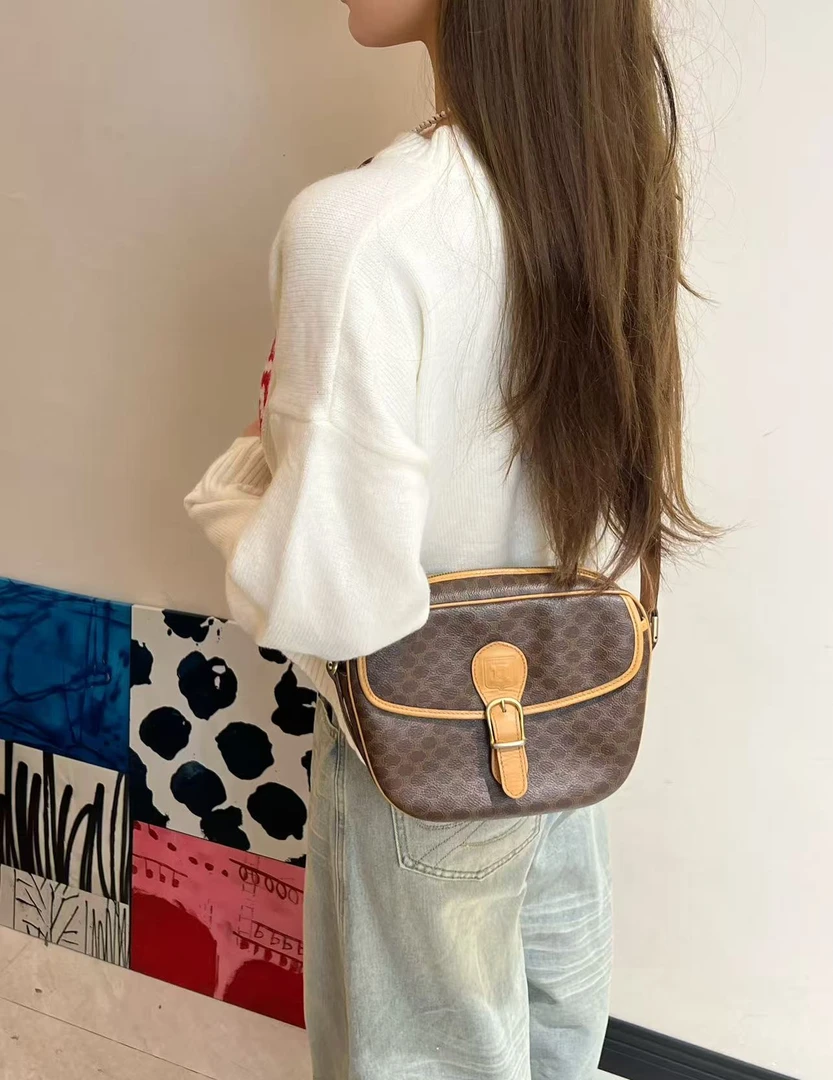 95新 Celine/思琳 棕花斜挎马鞍包/斜挎包