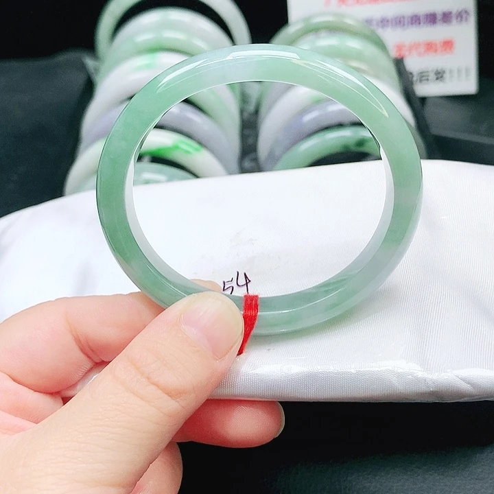 翡翠未镶嵌手镯198