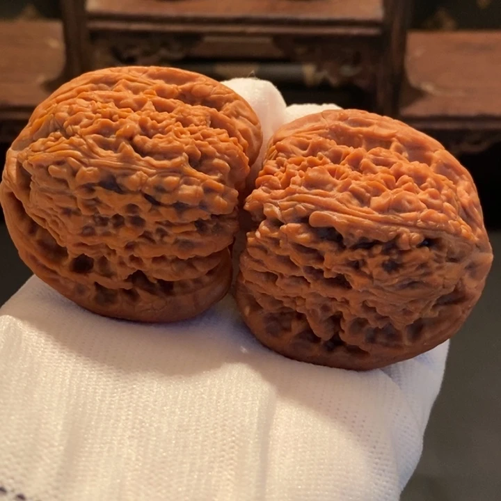 马***上把件文玩核桃大肚南疆石