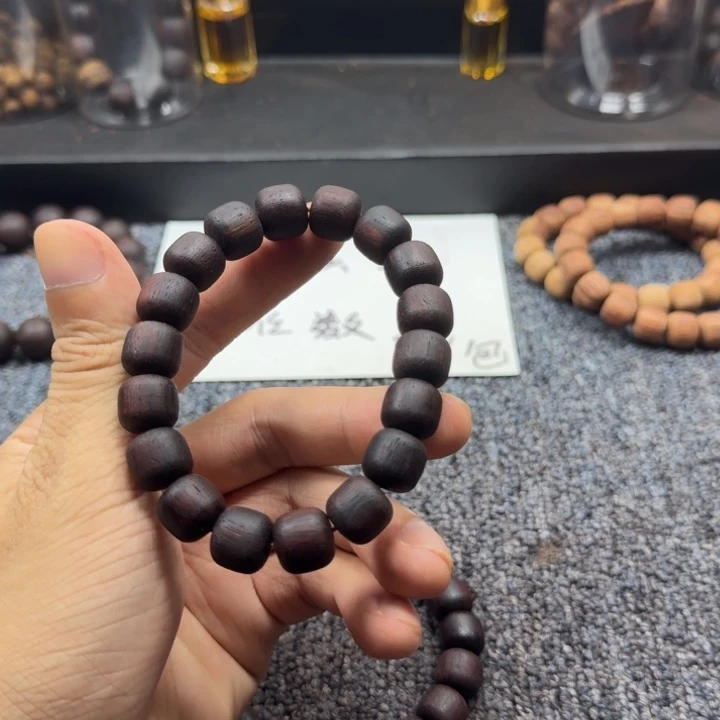 藤类紫红油单圈老邢珠1.2降真香