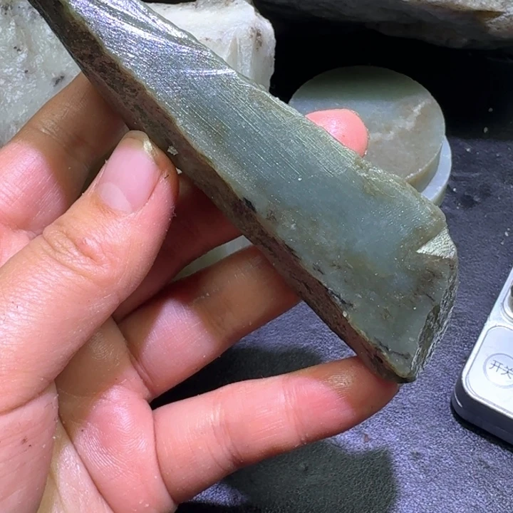 和田玉未镶嵌珠宝半成品