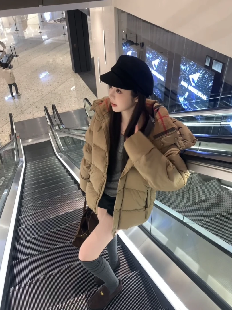 【贝妮妮】2024年新款时尚可拆卸袖子冬季情侣款羽绒服