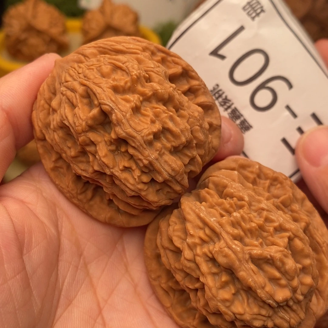 把件文玩核桃虎头45