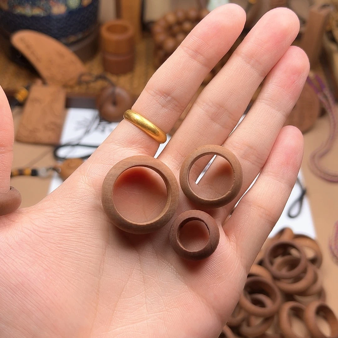 檀香木手串/手链戒指三件套（瑕疵）