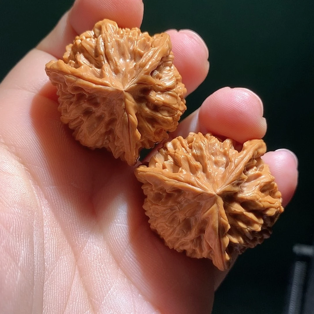 把件文玩核桃40秦闷三棱全品