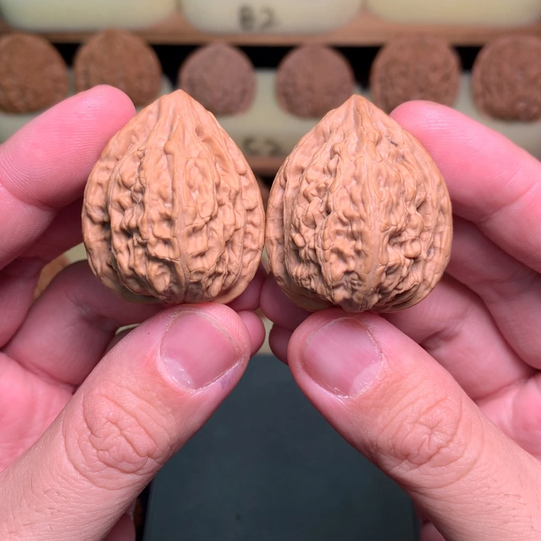 文玩核桃吊坠34野生天眼鸡心全品