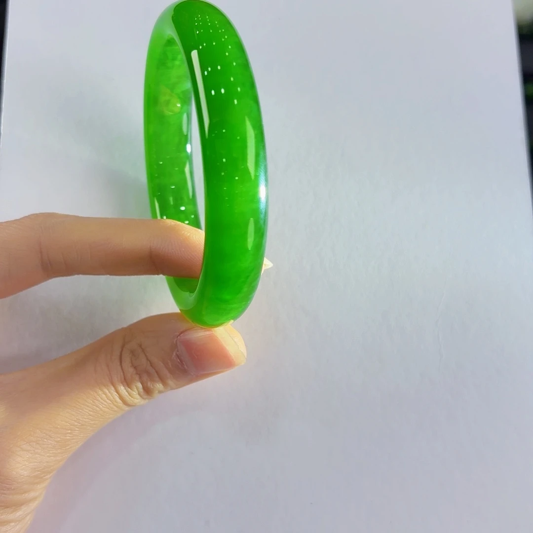 雅***7和田玉（碧玉）未镶嵌手镯