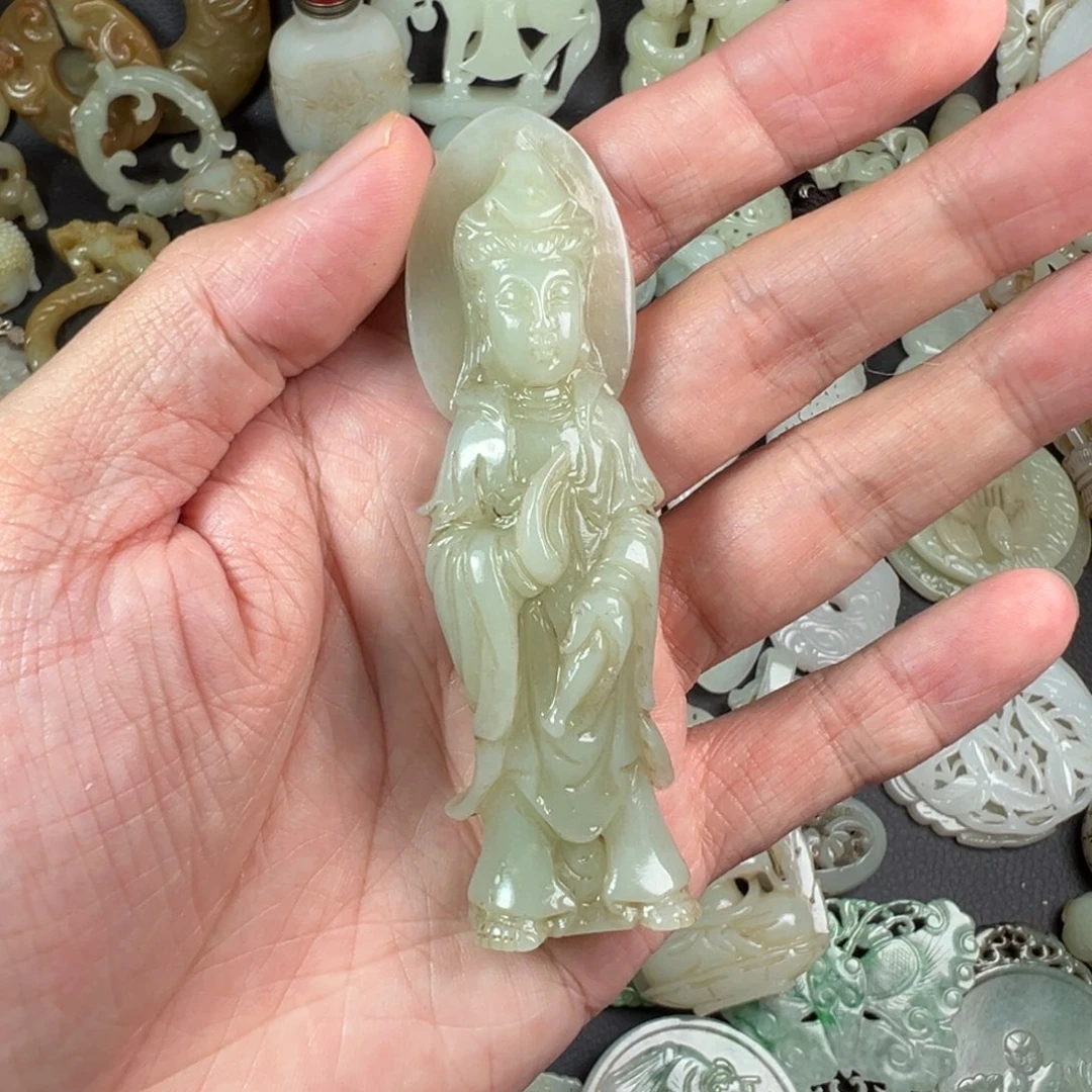 w***生和田玉未镶嵌把件